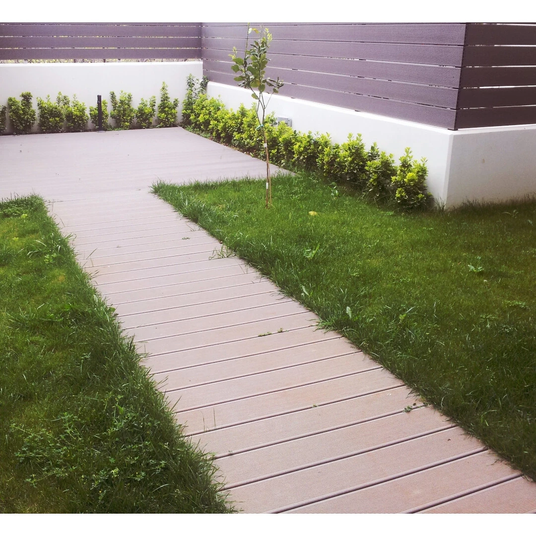 Γκρί περίφραξη WPC 2